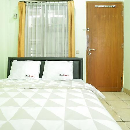 Reddoorz Near Sukajadi Hotel Bandung Bagian luar foto